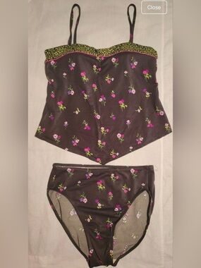 It Figures! - Vintage Y2K Floral Brown Tankini Set